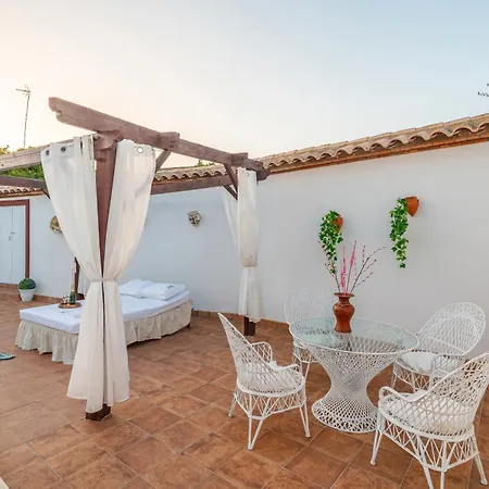 Holiday home Mellizos *